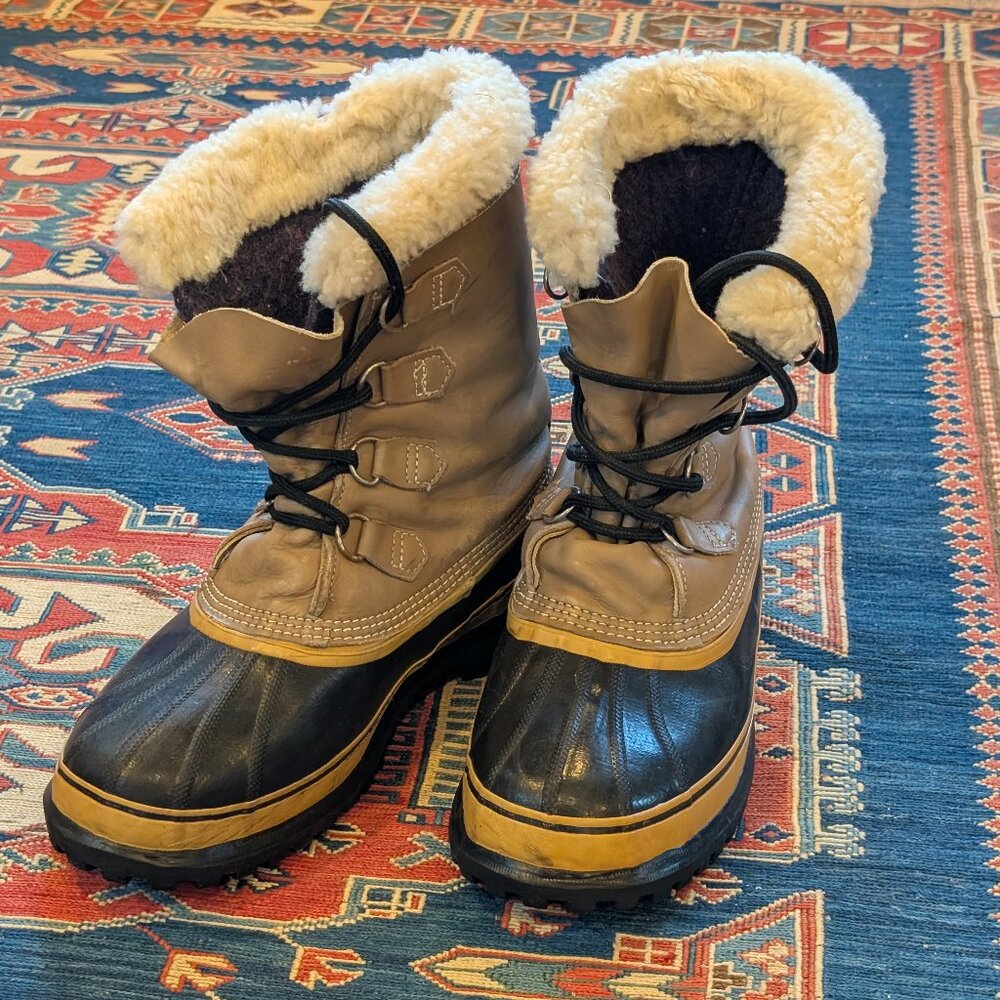 Sorel Caribou winter boots, wool and leather, sz10